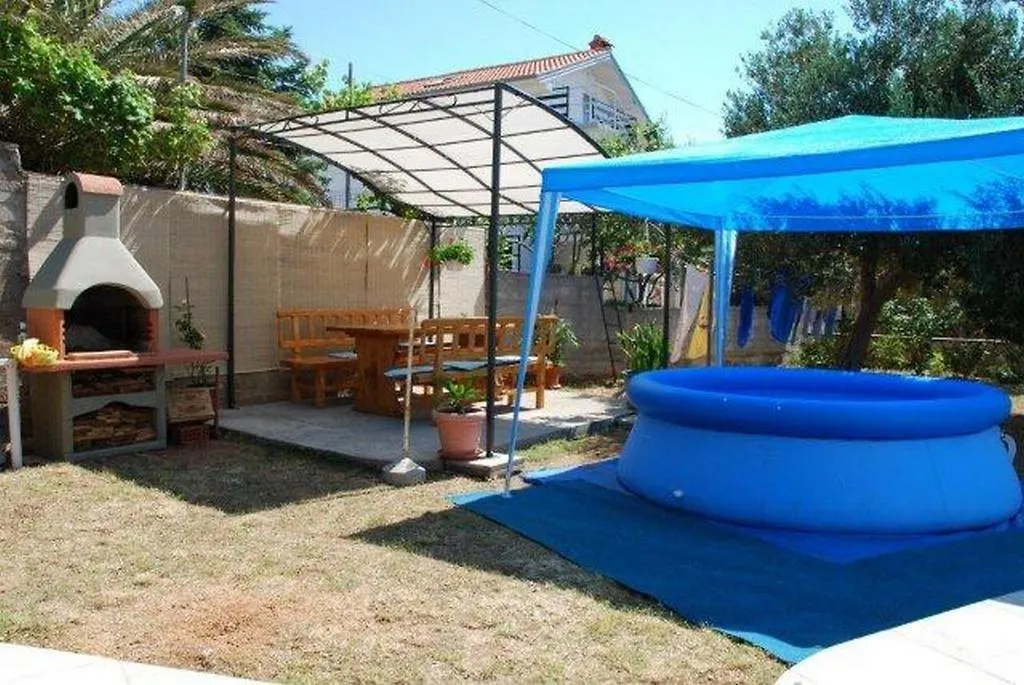 Apartments With A Parking Space Barbat, Rab - 16816 Barbat na Rabu