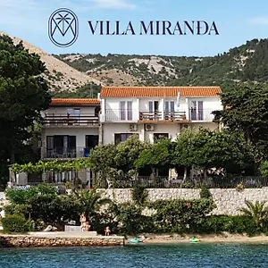 Miranda On The Apartament